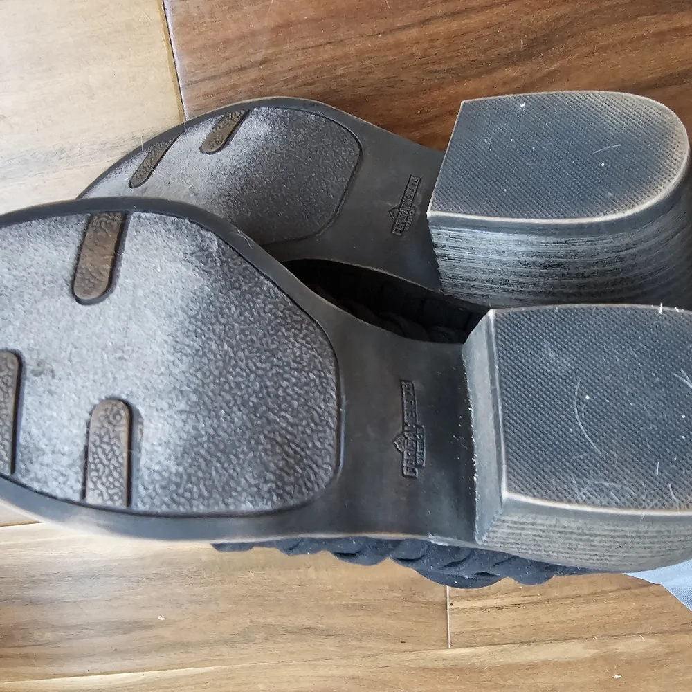 Fergalicious Black Criss Cross Ankle Boots Size 6 - Picture 6 of 6